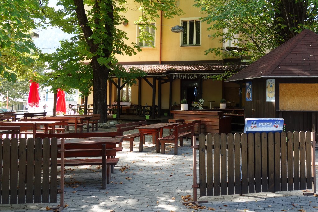 Dogodek v restavraciji Kazina